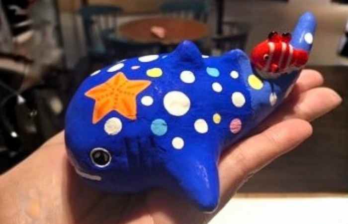 ジンベエザメ・マンタ絵付け