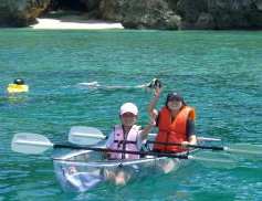＜古宇利島＞ クリアーカヤック